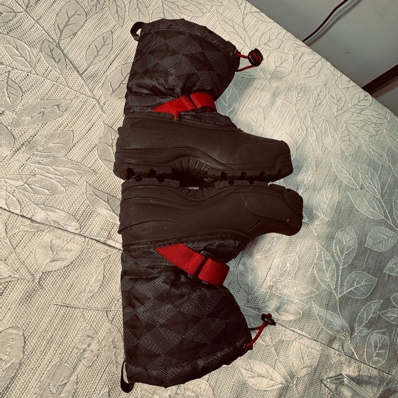 ❄️ Northside Kids Snow Boots | Size 2 | 3M Thinsulate | Water-Resistant - Picture 5 of 11